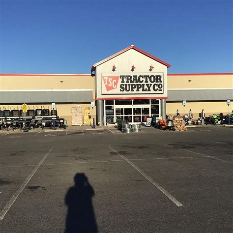 Tractor supply dyersburg tn - The benefits of working at Tractor Supply go beyond health insurance plans. Tractor Supply and Petsense offer coverage under our medical, supplemental medical, dental, vision and life insurance plans for eligible children, legal spouses, and domestic partners of full-time and eligible part-time TSC and Petsense Team …